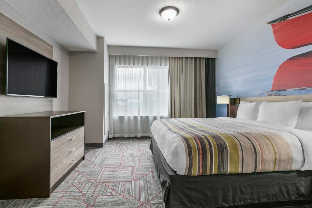 ホテル Clarion Pointe Columbus-Bradley Park エクステリア 写真