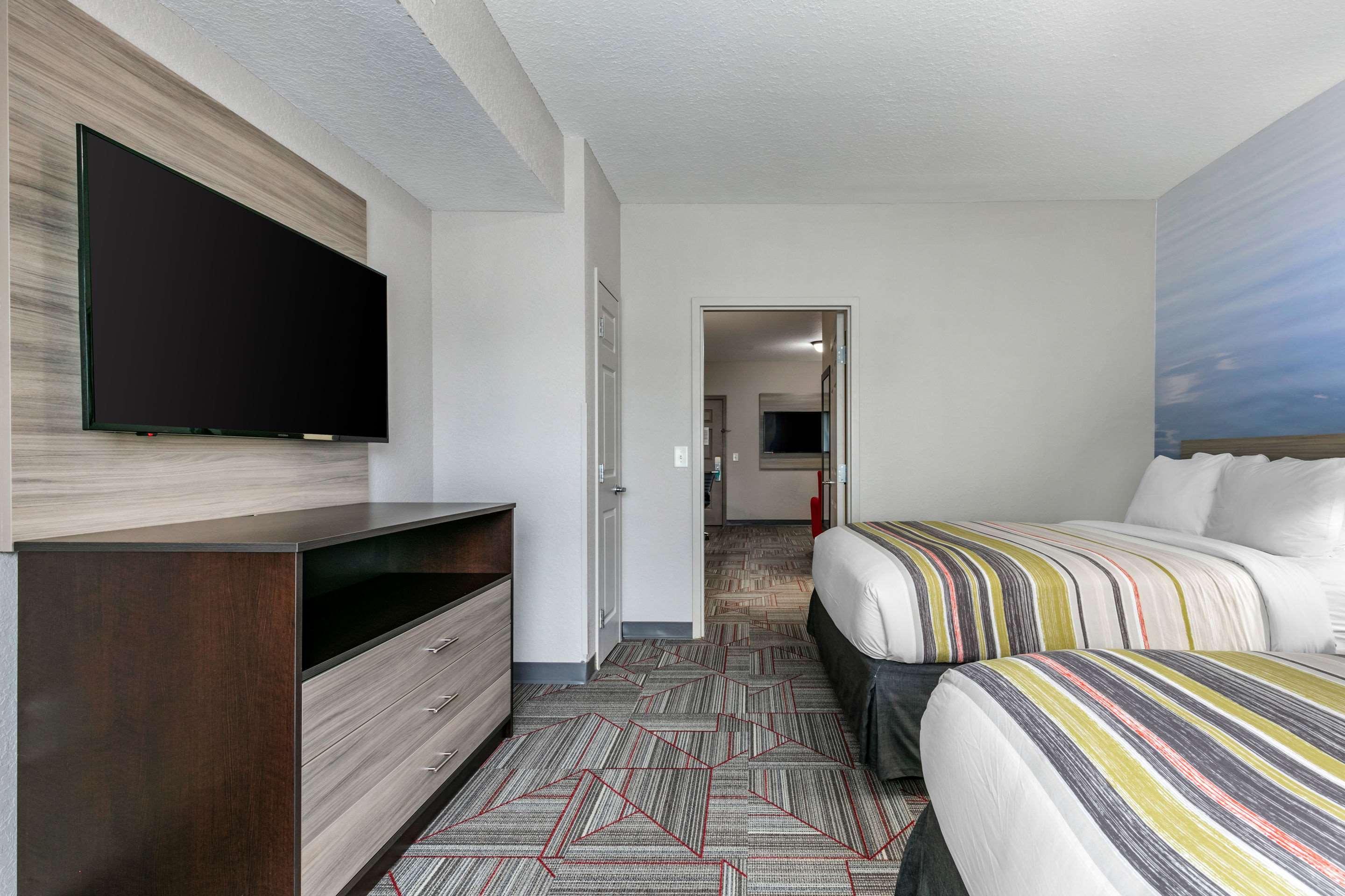 ホテル Clarion Pointe Columbus-Bradley Park エクステリア 写真