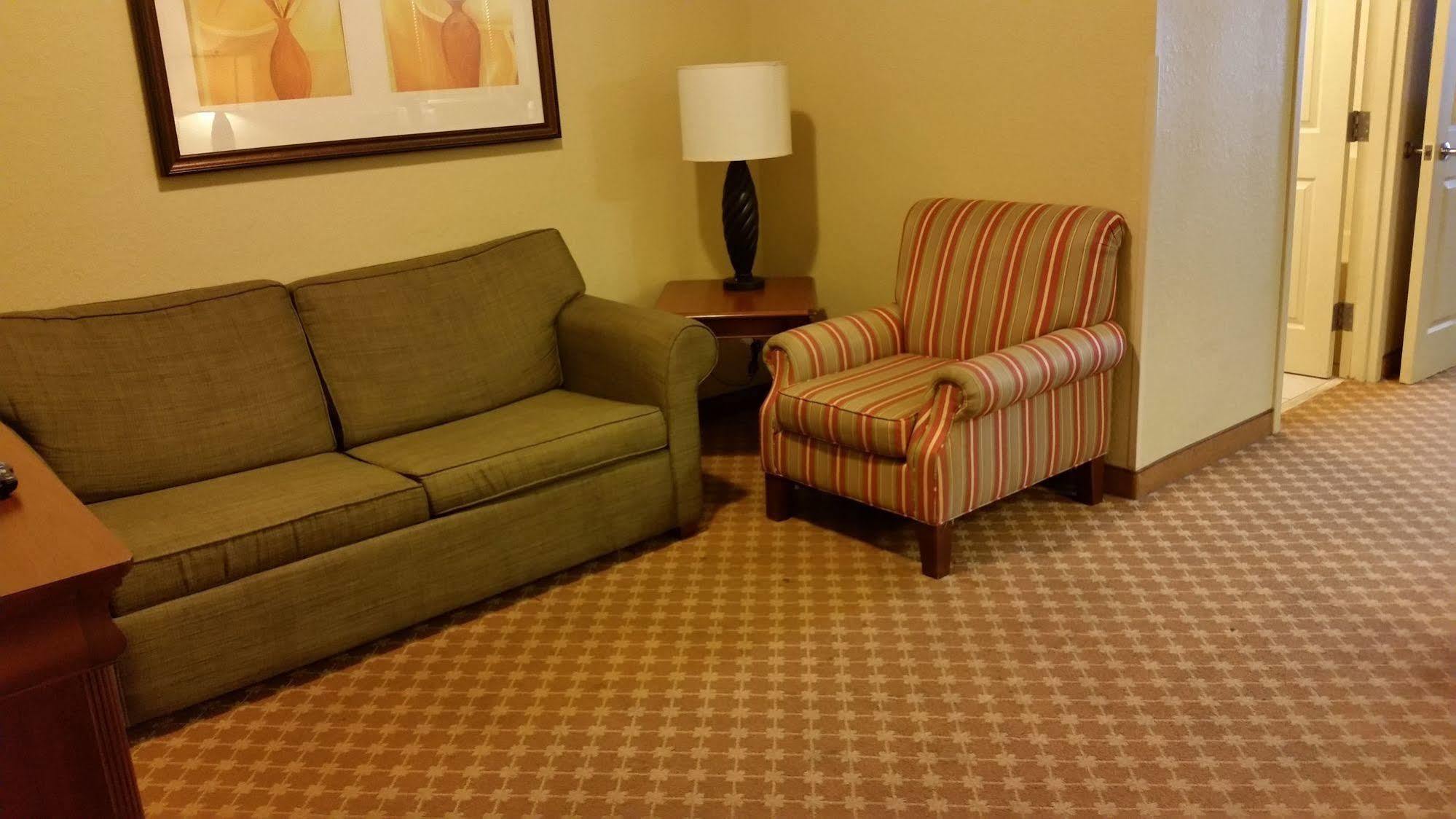 ホテル Clarion Pointe Columbus-Bradley Park エクステリア 写真